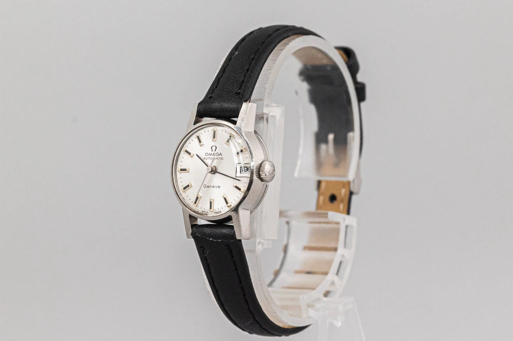 Vintage 1969 OMEGA Geneve Cal.684 Automatic Date Silver 20mm Women