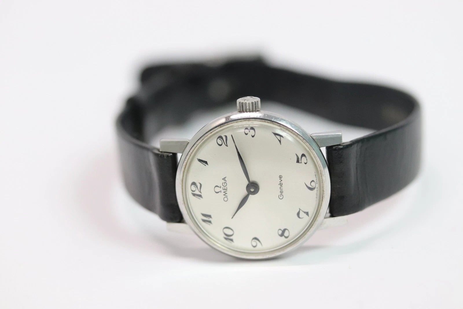 Omega Geneve Manual Watch 23mm