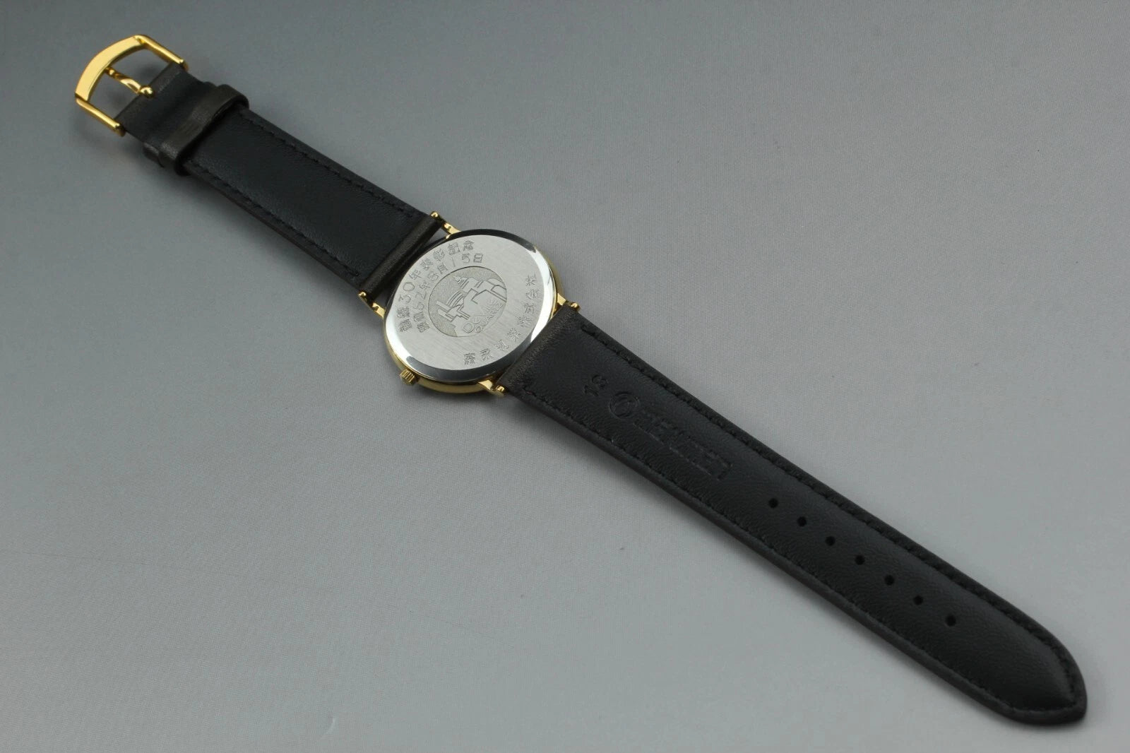 Vintage Omega DeVille 196.0312 Gold Date Quartz Mens Watch 32mm